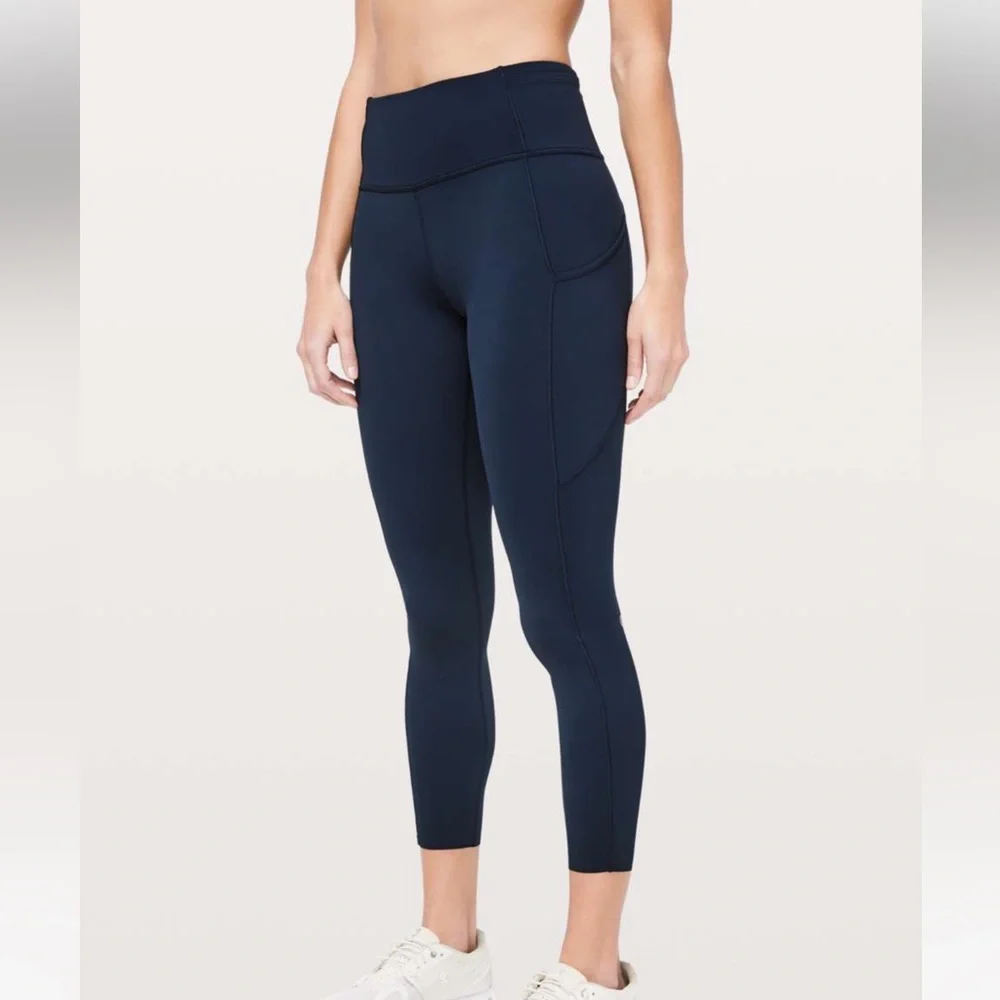 Lululemon Fast & Free Tight II *Non-Reflective Nulux 25" size 6